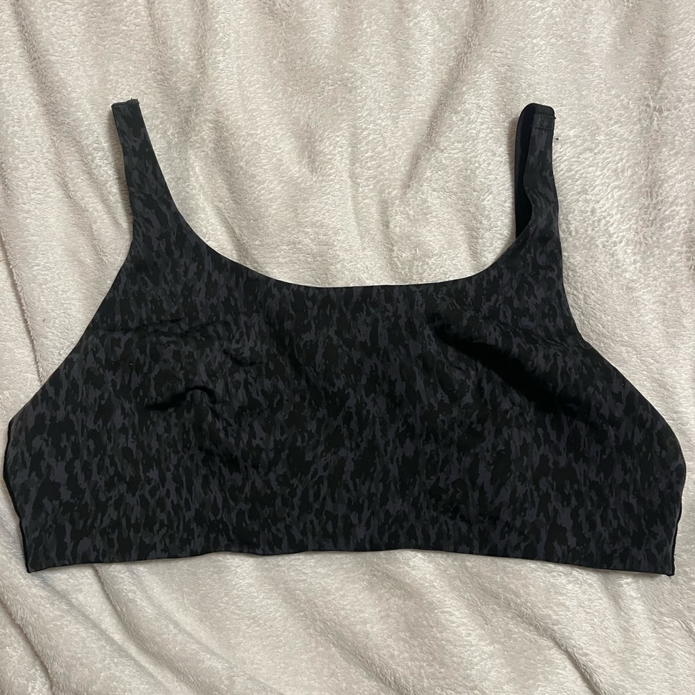 EUC Lululemon leopard black gray bra, C/D Cup Size 12